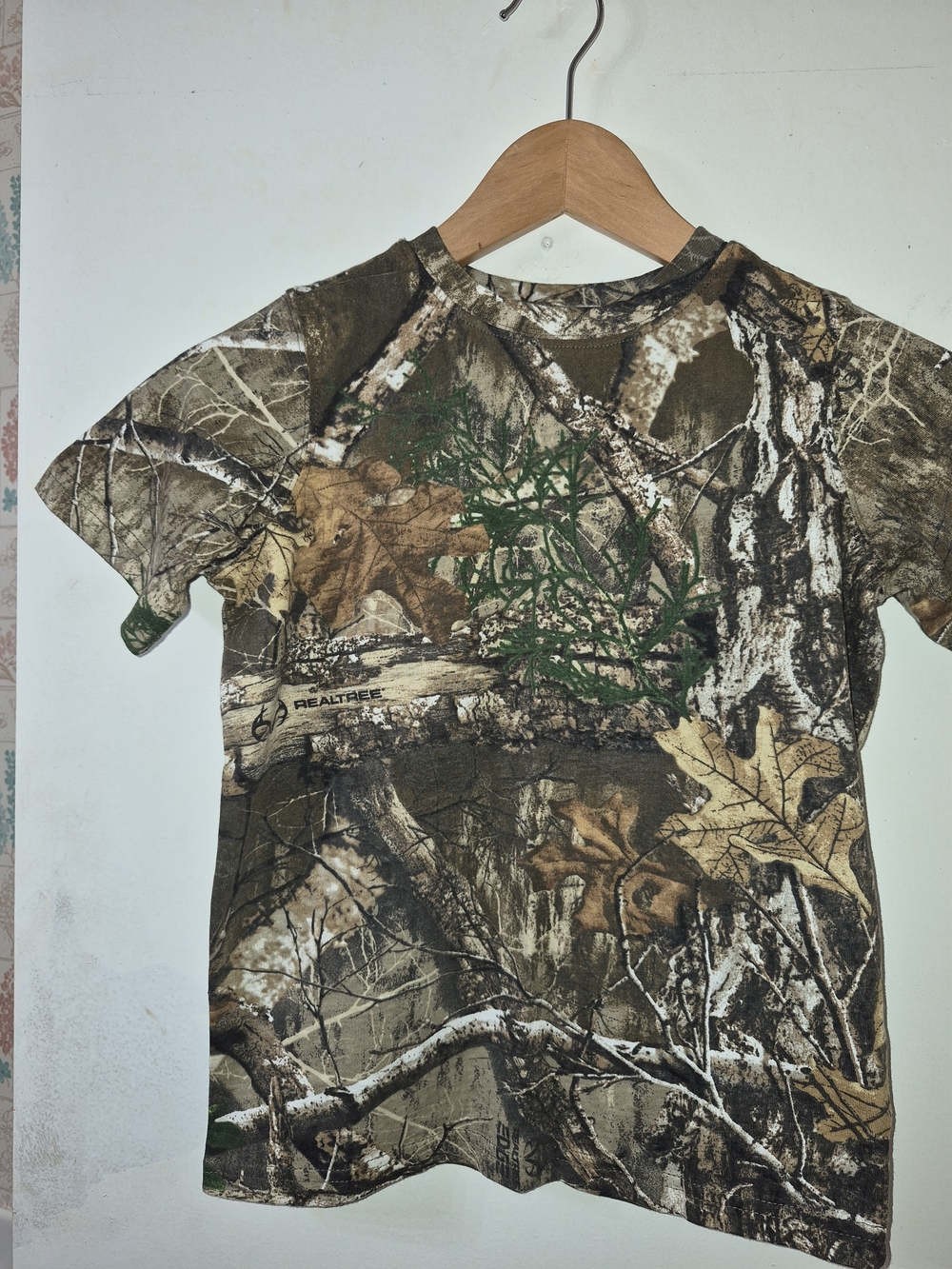 Kids' Magellan Camo Short Sleeve Shirt - Brown/Green Boys Small Excellent